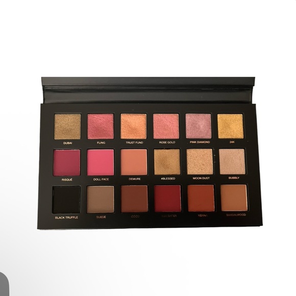 Huda Beauty Rose Gold Palette - Picture 3 of 6